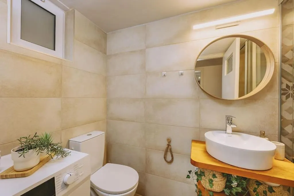 Aqua Breeze Apartment Rethymno  Rethymno (Crete)